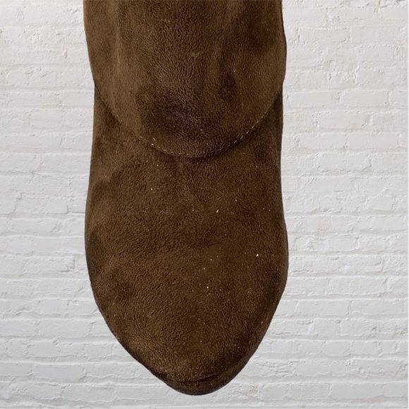 INDIGO -- Brown Ankle Bootie with Platform and Side Zip, Button Detail, NWOT - Picture 11 of 12